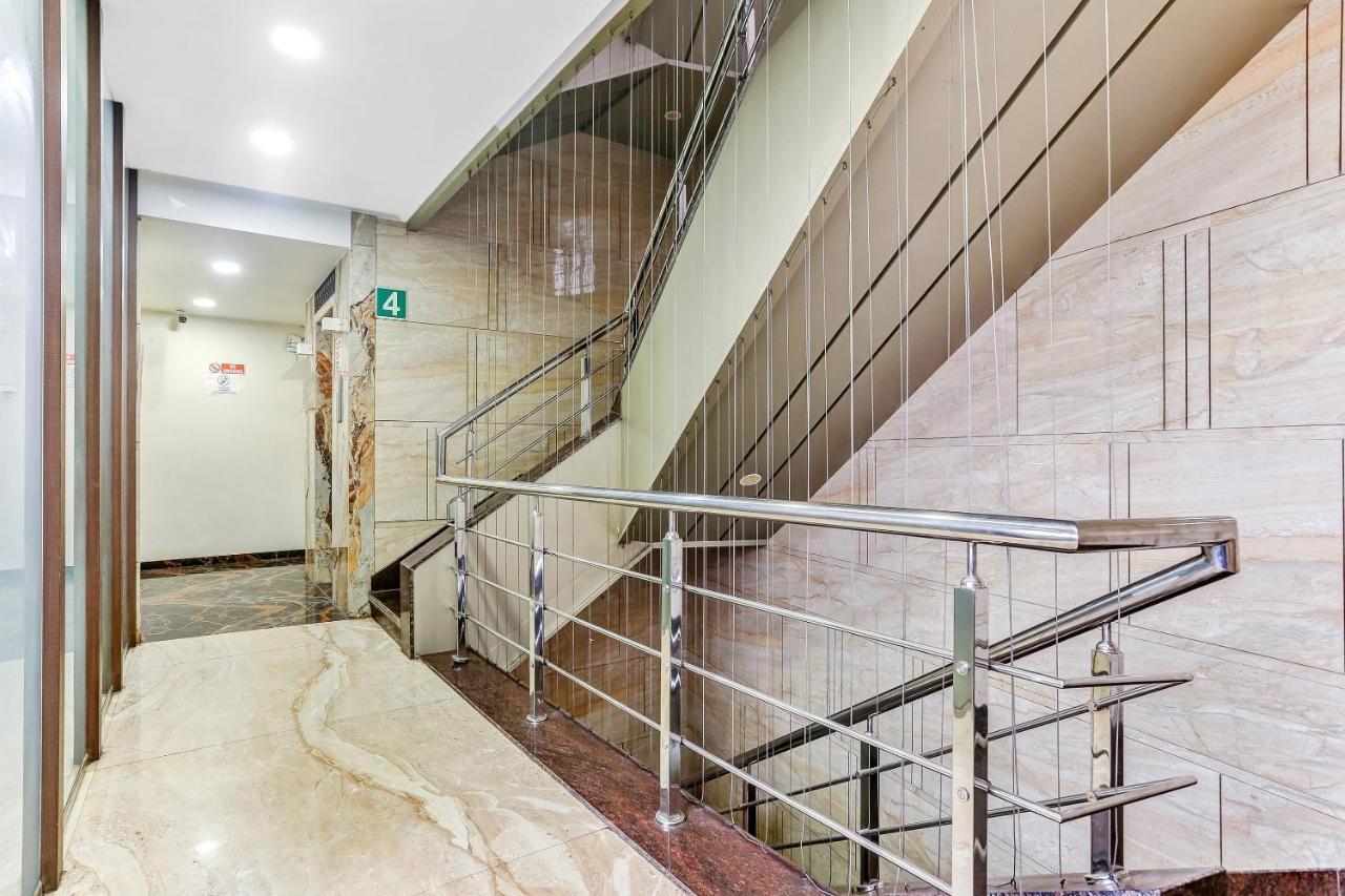 Hotel Capital O 84079 Falcon 3*