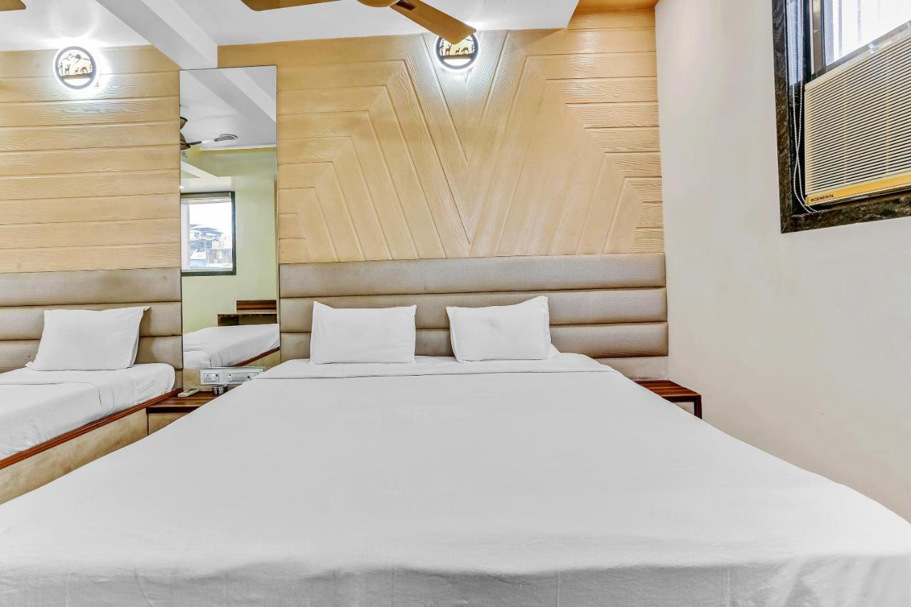 Hotel Capital O 84079 Falcon 3*